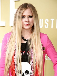 Avril Lavigne - Hustle Prem May '19
