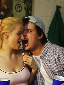 Check Out These Hot College Teen Fucked In Real Dorm Room Sex Pa