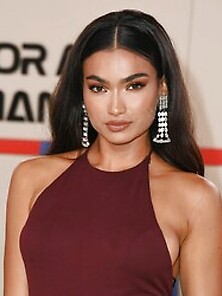 Kelly Gale Hot
