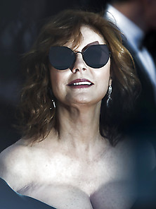 Susan Sarandon Busty At Cannes Ff 5-17-17