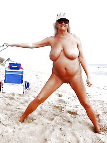 Bbw Matures And Grannies At The Beach 320