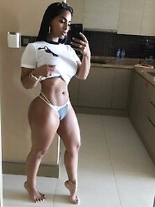 Ayisha Diaz Hot
