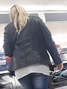 Blonde Big Ass In Jeans