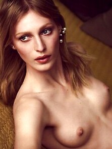 Julia Nobis Topless Photo