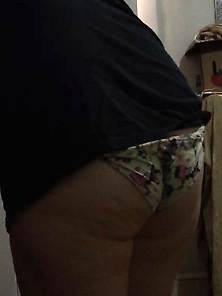 Spying Wifes Chubby Body Changing