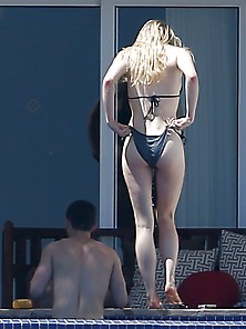 Sophie Turner Bikini Ass In Cabo