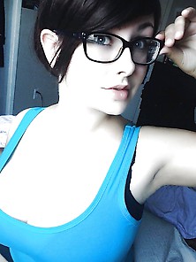 Cute Girls In Glasses