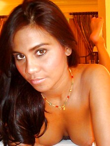 Tight Lil Latina Babe Home Poser