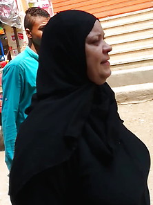Sexy Egyptian Mom - Neswan Metnaka Sharmouta