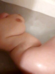 Sexy Nude Gf Exposed