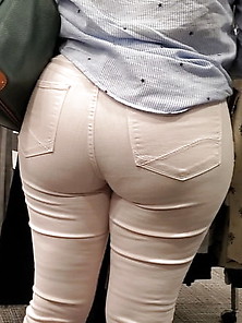 Big Butt Latina Milf