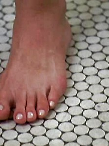 Sarah Michaelle Gellar Feet