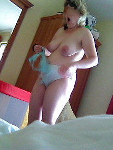580 - My Wife Voyeur In The Morning With Bra And Panties
