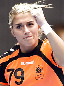 Dutch Handball- Tess Wester And Estavana Polman