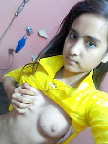 Young Indian Girl Hot Tits
