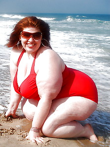 Bbw Matures And Grannies At The Beach 327