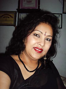 Hot Nepali Sexy Mom Sushma