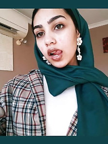 Hijab Horny Slut Teen Swallowed My Cum