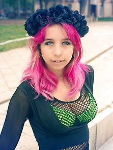 Good Spanish Cosplay Teen To Facialize