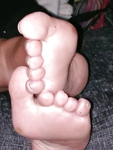 Cum Over My Wifes Wide Soles