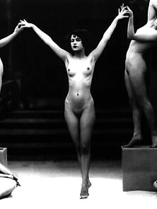 Nudes - 1920 To 1950