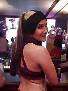 Allysin Kay (Sienna) At The Cupid's Undie Run 2017