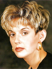 80's Hairstyles - Sexy Elegance.  Short Cuts.