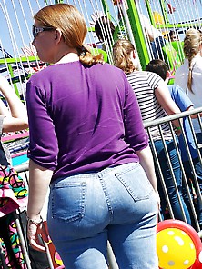 Big Ass Milf In Blue Jeans