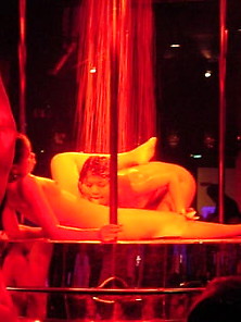 Thai Gogo Bar Sex Show