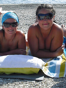 Nice Girls Topless At Beach