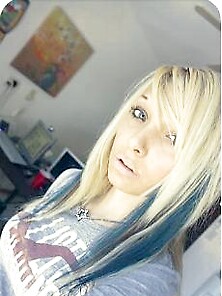 Blonde Emo Babe Looking Very Hot