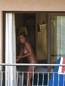 Girls Naked In Window