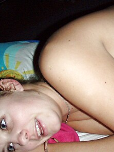 Cute Amateur Wife Naked
