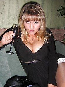 Busty Russian Woman 3494