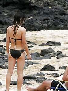 Evangeline Lilly Bikini