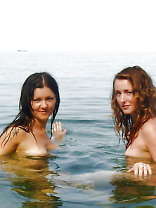 2 Girls Naked On Holiday