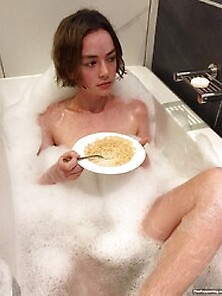 Brigette Lundy Paine Nude