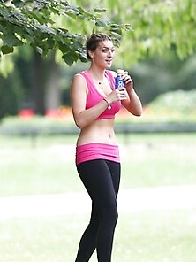 Luisa Zissman Working Out At The Park