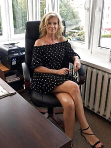 Blonde Milf Office Pictures Search (667 galleries)