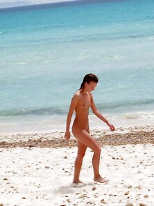 Berta Naked At Beach
