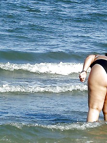 Mature Fat Asses On A Beach