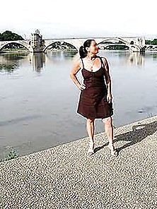 Promenade En Avignon