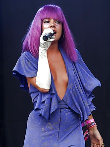 Lily Allen: Good With Naked Tittie