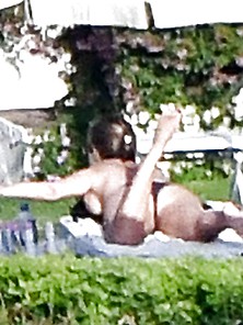 Jennifer Aniston Topless In Italy - Poor Quality