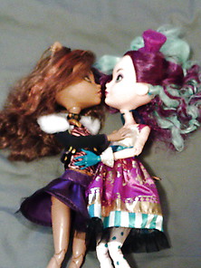 Maddie And Clawdeen Naughty Time