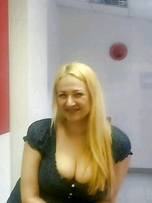 Busty Russian Woman 3075