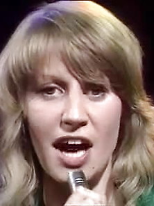 (Retro Celebs) Linda Hoyle (Ex-Singer Of Affinity) Sexy Babe