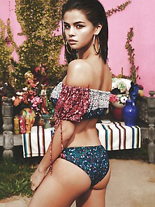 Selena Gomez Vogue April '17
