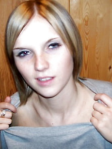 Anne (31 Years Old) Germany