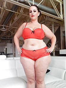 Curvy Sexy Woman 6